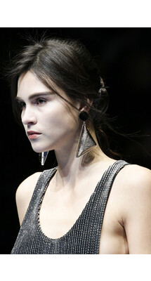 Details  Giorgio Armani Fall 2018 Ready-to-Wear ,  Детали Джорджо Армани осень зима 2018 , Fashion show , неделя моды в Милане , MFW , Mainstyles